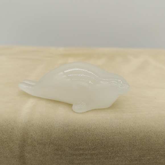 Signed Hadeland Norway Opaline Glass Seal Sea Lion Paperweight Figurine - Picture 1 of 4